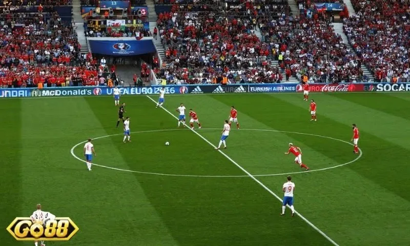 Kèo giao bóng trước hoạt động như thế nào?